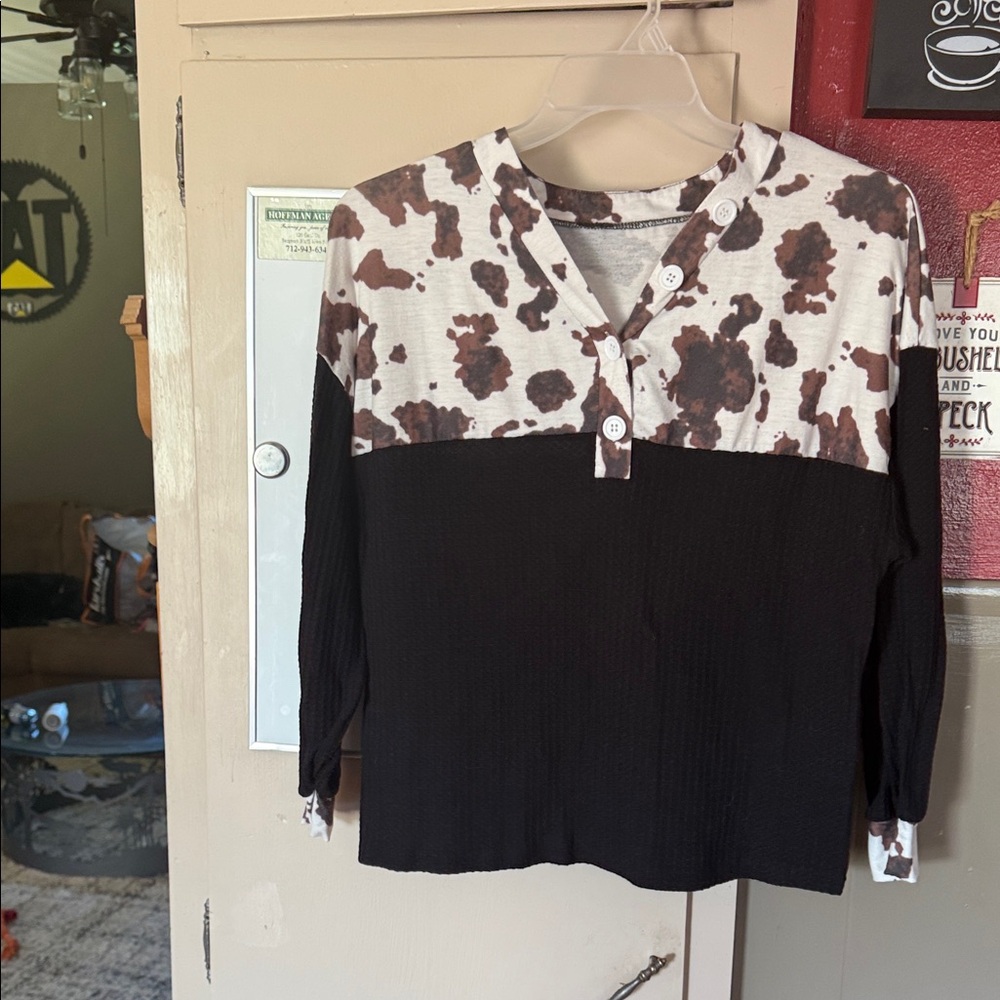 SHEIN White and Brown 3/4 Sleeve Button Down Shirt